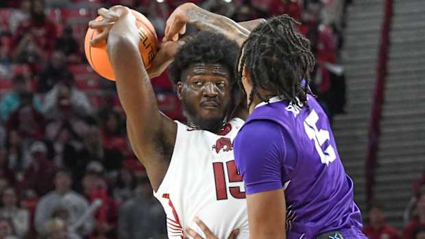 Razorbacks Makhi Mitchell against Furman on Monday night